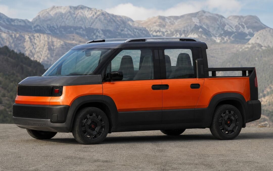 Fiat Considers Production Version of Multiplay Minivan-Pickup Concept