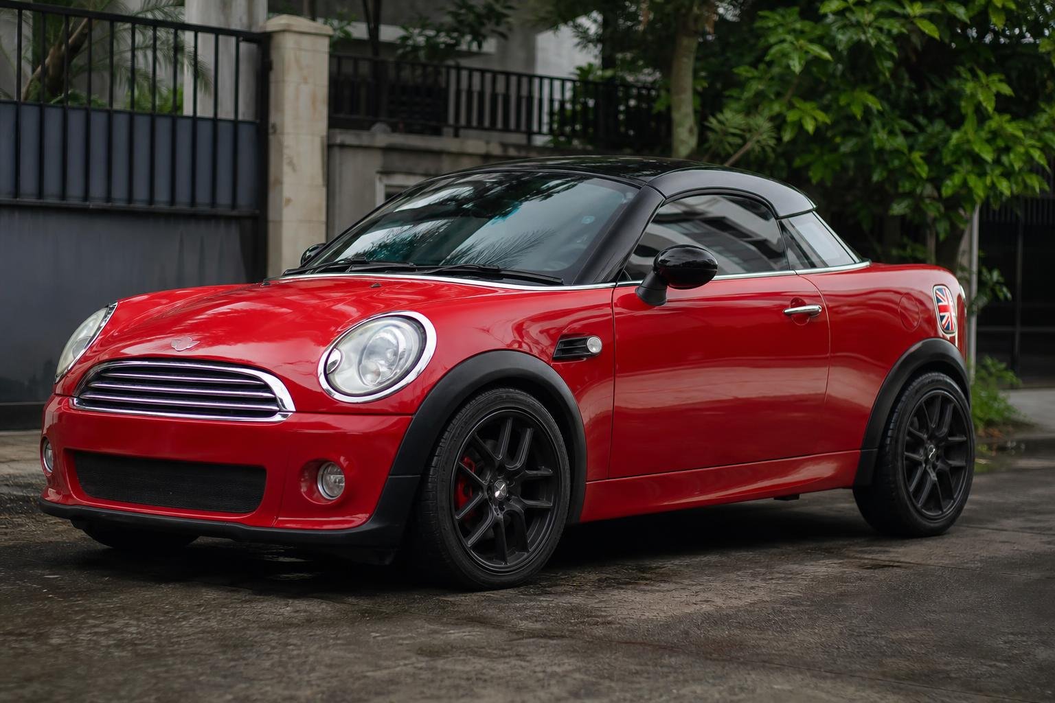 Indonesian-Builder-Turns-a-2011-Suzuki-Swift-Into-a-Mini-Coupe-Replica Indonesian Builder Turns a 2011 Suzuki Swift Into a Mini Coupe Replica
