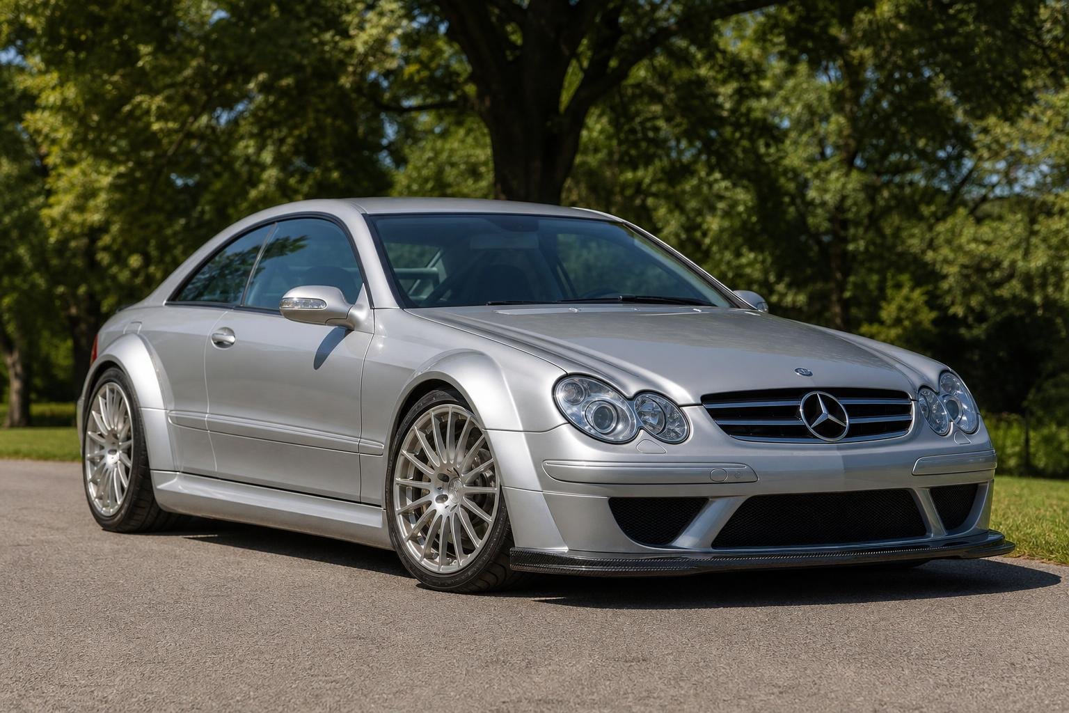 Jenson Buttons Mercedes CLK DTM AMG Heads to Auction
