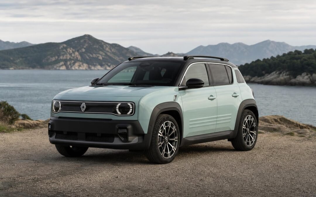Renault 4 E-Tech Review: Retro Design Meets Practical Electric Crossover Utility