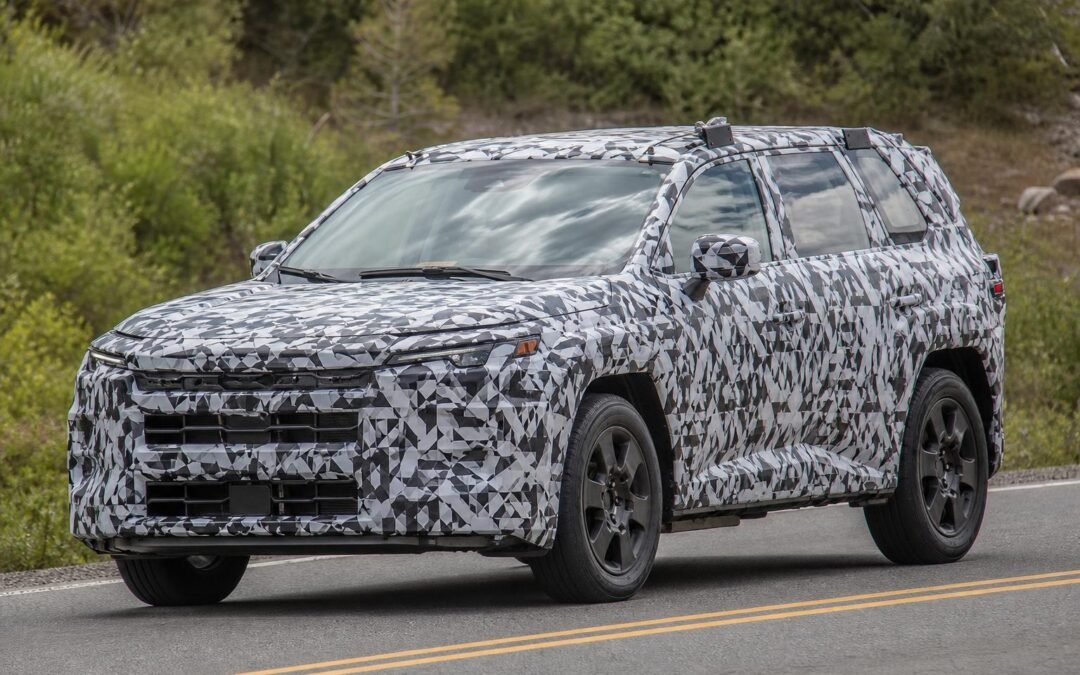 Toyota Mule May Preview a New Multi-Powertrain SUV Platform