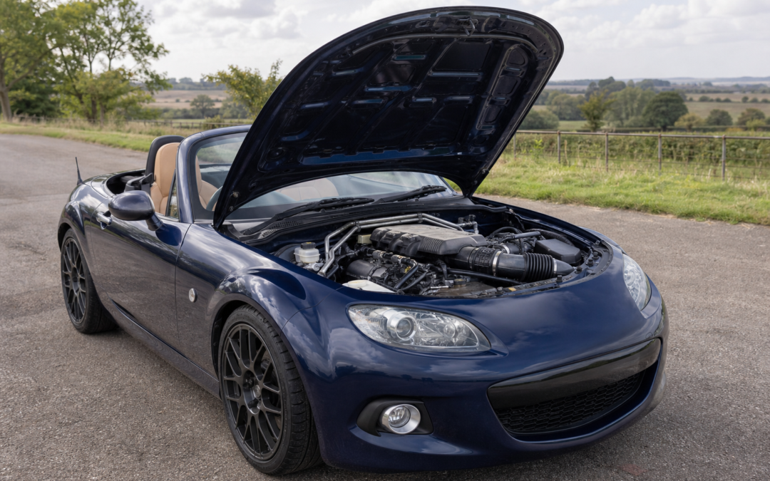 Rocketeer Fits a 304-HP Ford V6 Into the Mazda MX-5 NC
