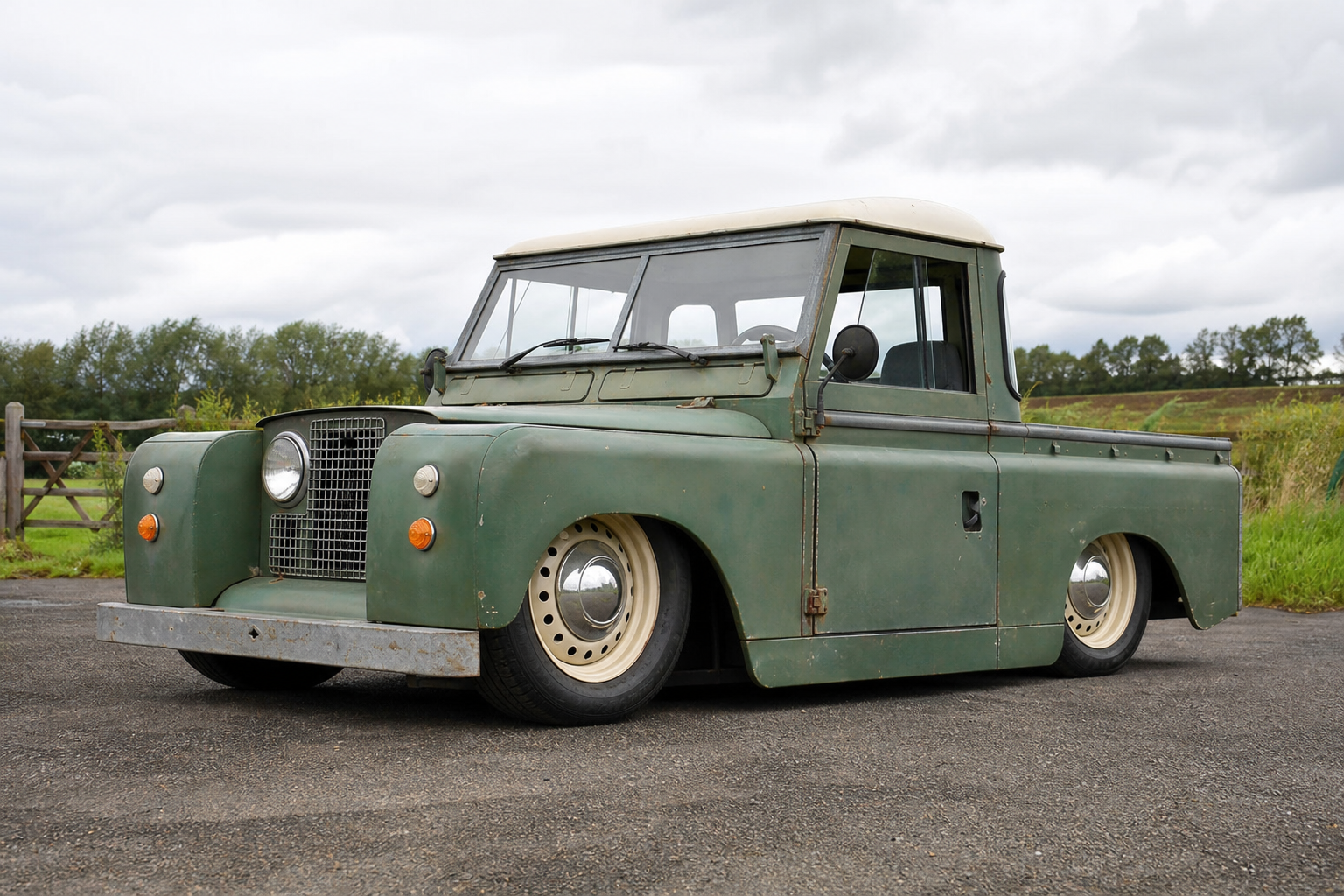 slammed-land-rover-series-iii-uses-air-cooled-volkswagen-running-gear Slammed land rover series iii uses air cooled volkswagen running gear