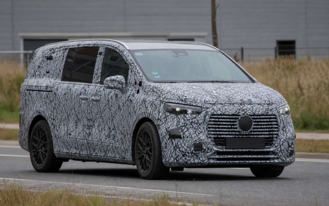 Spy Shots Suggest Mercedes VLE Hybrid Minivan With Combustion Engine