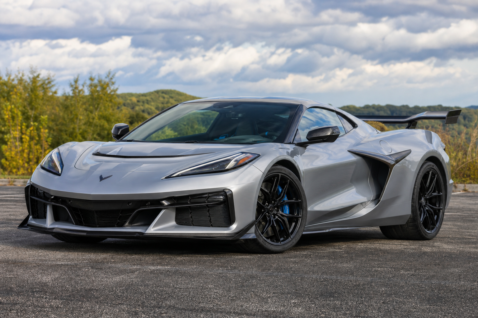 Unregistered 2027 corvette zr1x draws bids above 400